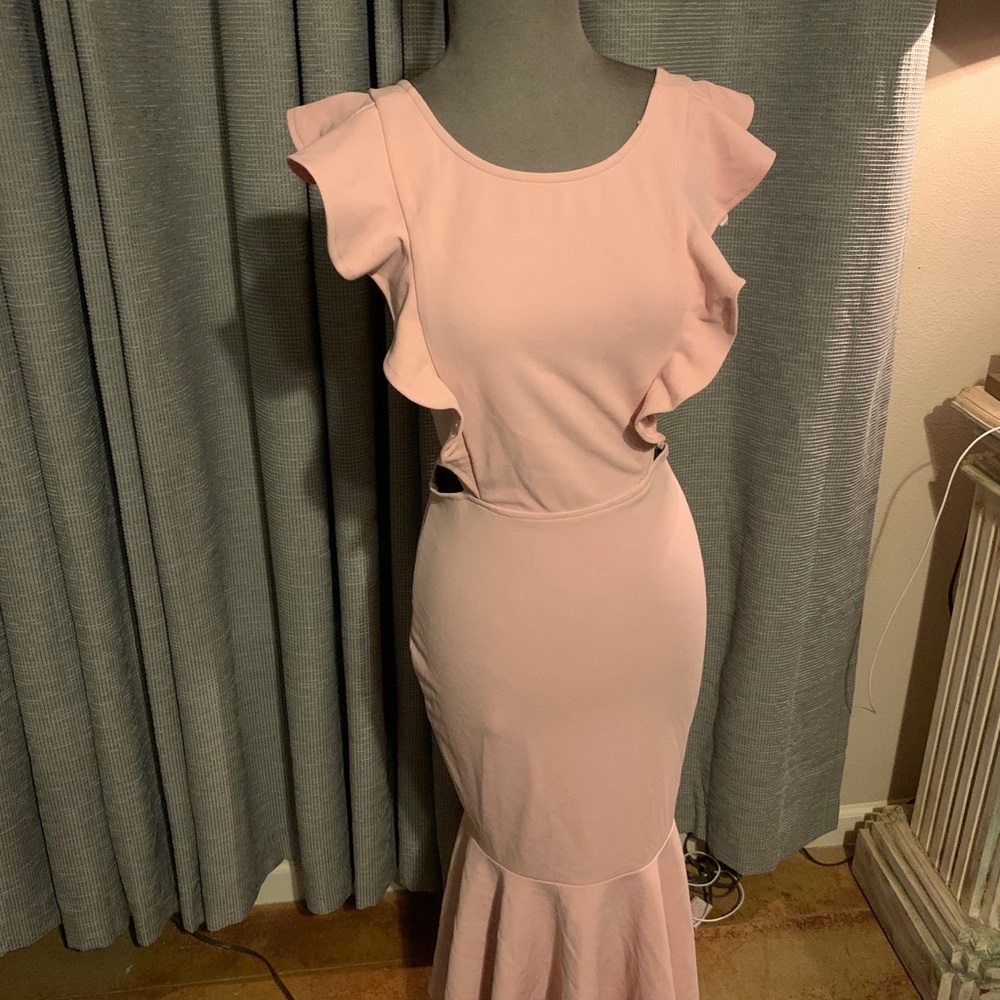Ruffle back out dress